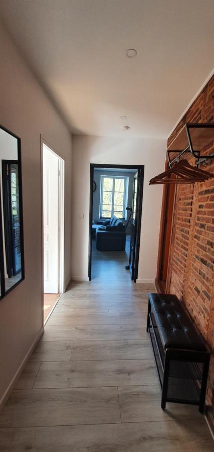 Appartement D'Hippolyte - Vue Musee Rimbaud ชาร์เลอวิลล์-เมซิแยร์ ภายนอก รูปภาพ